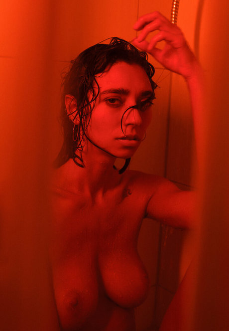 ireenel_ sexy actress photos