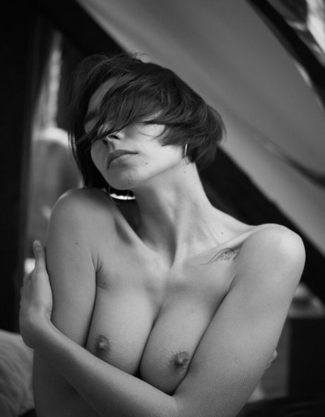 ireenel_ art star photo