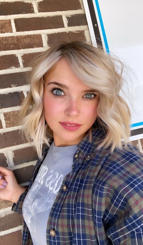 elease sg pornstar perfect photos