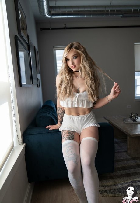 elease sg adult model img