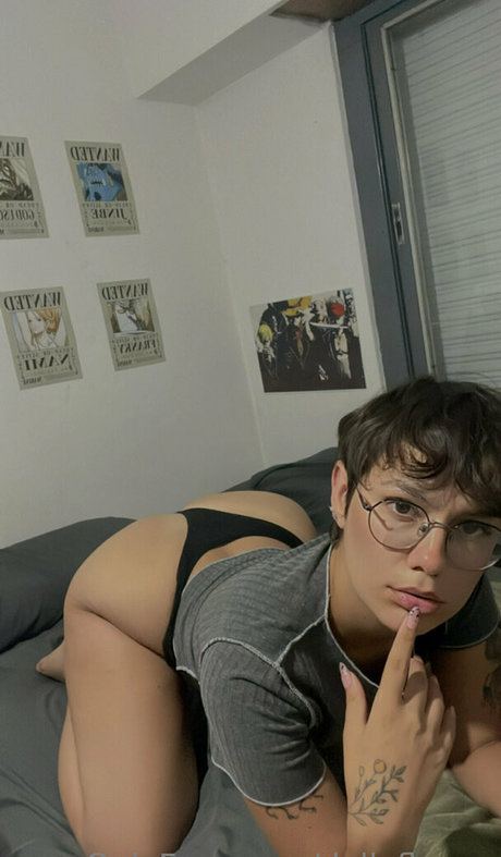 dollyflynne pornstar perfect gallery