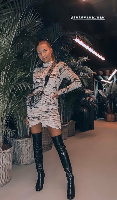 Julia Wieniawa star pornographic pics