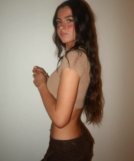 Elise Mancabelli adult actress picture