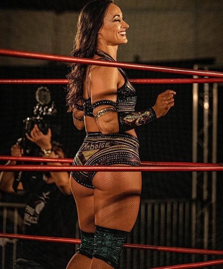 Ashley DAmboise free pornstar pics