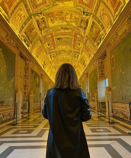 Julia Gomez star erotic image