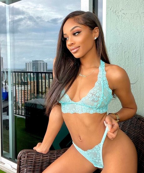 Breann Llewelyn model perfect galleries