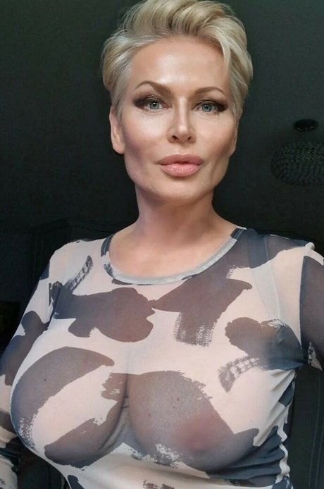 big tits mature onlyfans hd picture