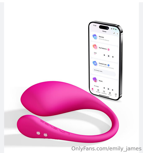 Emily James model nudes picture