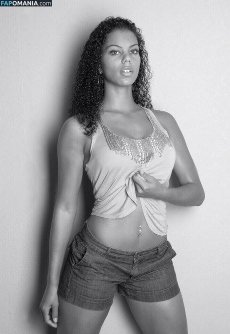 Alysha Clark nude pornstar picture