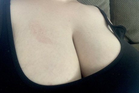 MissMessy model nudes img