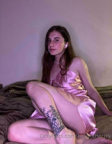 baby cherrry pretty model pictures