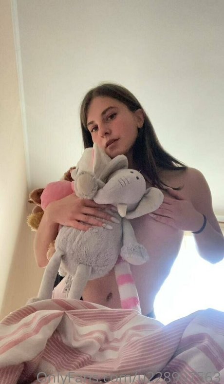 baby cherrry beautiful actress photos