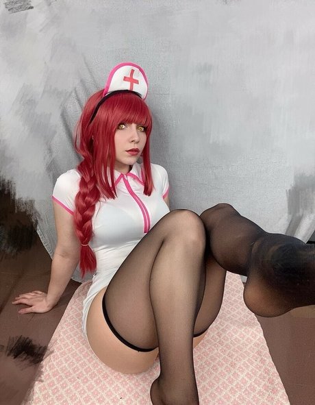 lady pizza hug model sex pic