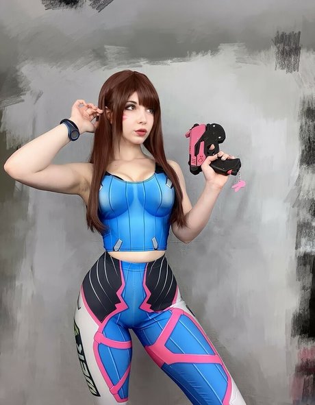 lady pizza hug best model gallery