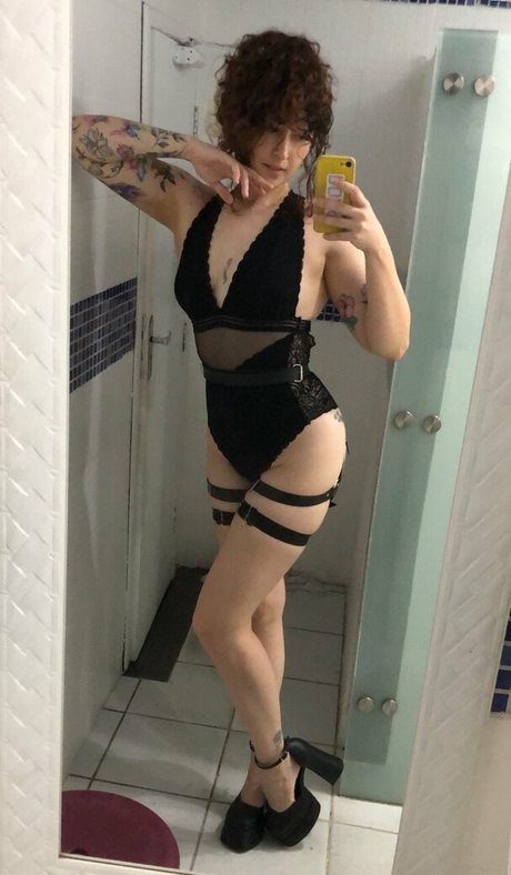 addaraflor sex model pics