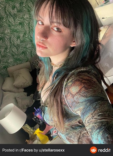 divinelylil free model img