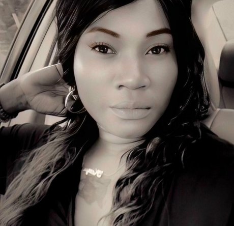 meaty pussy onlyfans nude photos