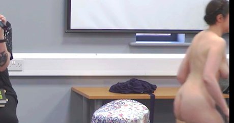 Dr Victoria Bateman star sexy image