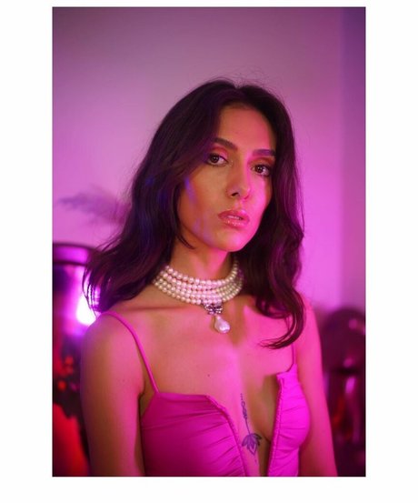 Asli Sevi star hot archive