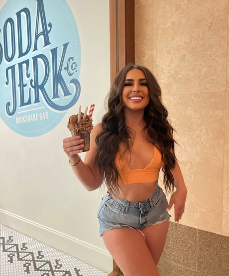 Mamiii hd pornstar picture