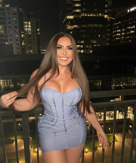 Mamiii pornstar hot image