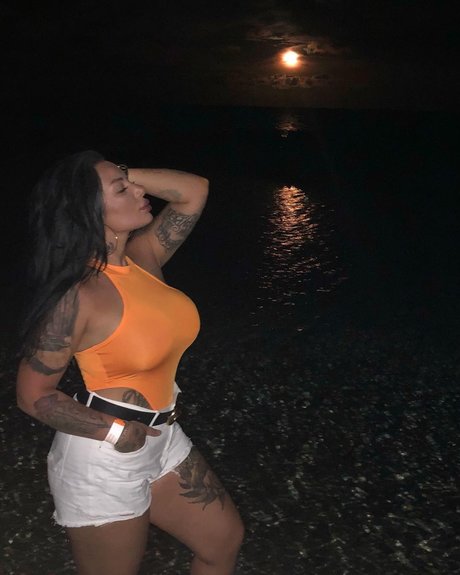 pregnant threesome onlyfans beautiful picture