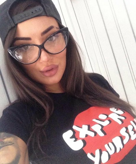 flat chested onlyfans adult photo