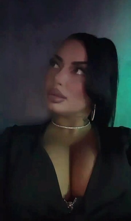 Kristina Karieva erotic model pics