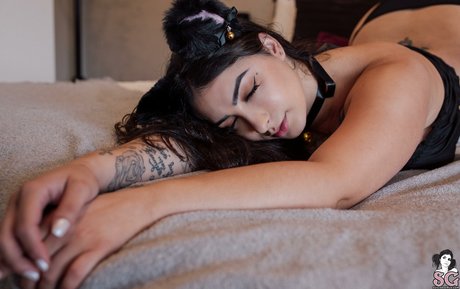 Brunam Suicide perfect pornstar images