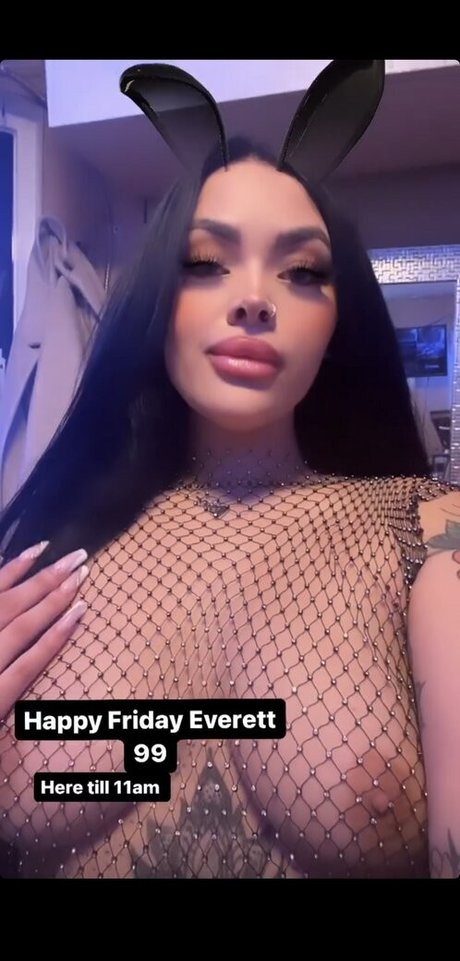 cowgirl babyy pretty model photo