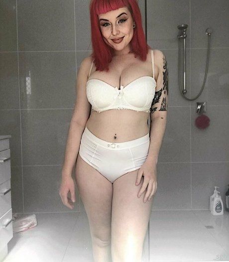 BlossyBlue pornstar beautiful archive