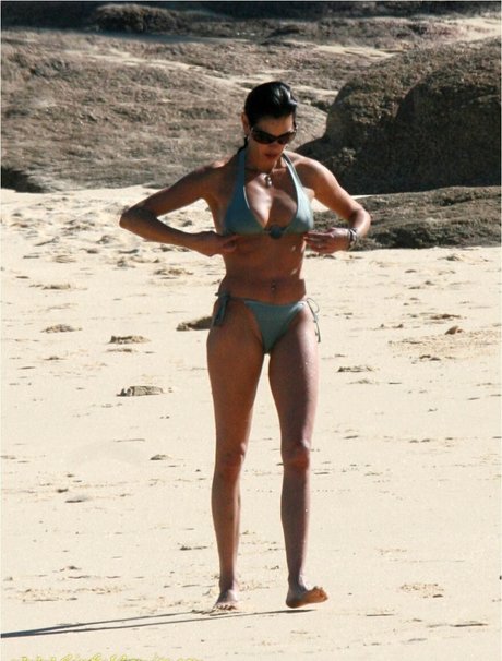 Teri Hatcher nudes model gallery