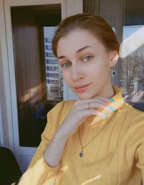 christine live perfect model pictures