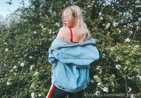 ebony foot fetish onlyfans nice pictures