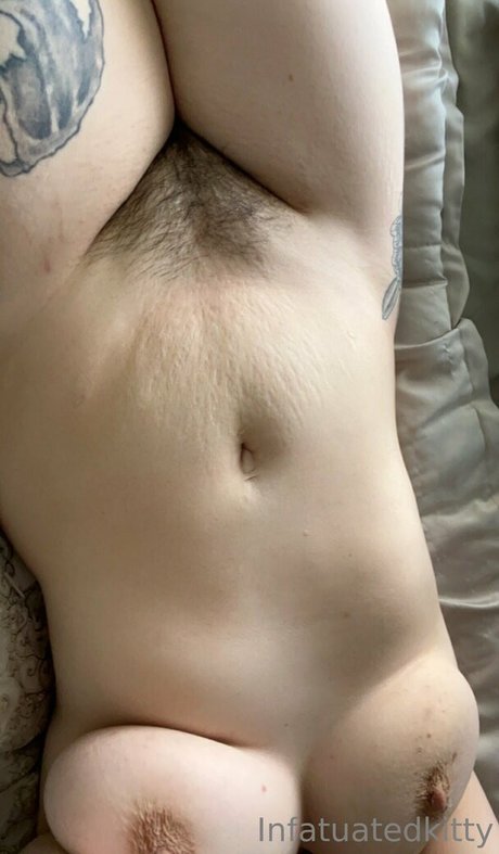 infatuatedkitty pornstar naked photo