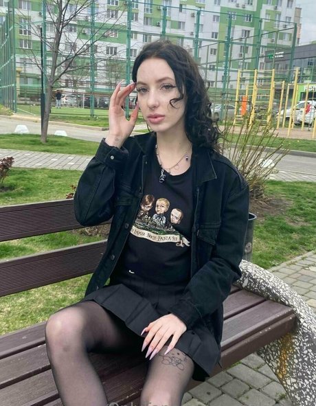 misaki meii exclusive star pics