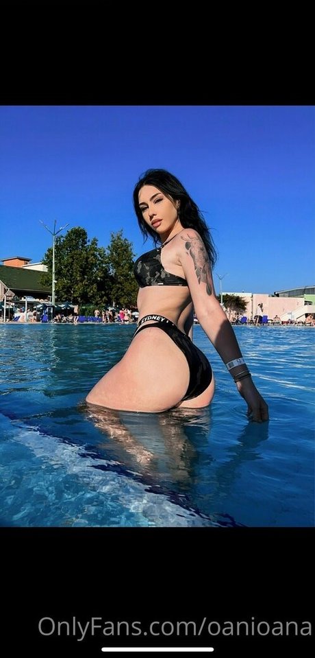 oanioana sexy model picture
