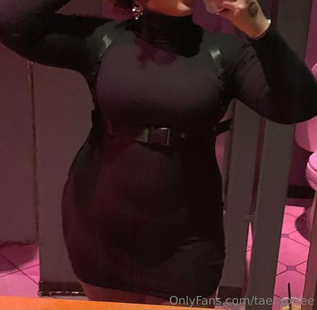 taerapfree star naked pics