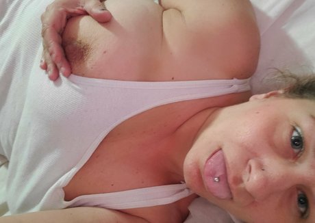 lovelyloreann nude actress image