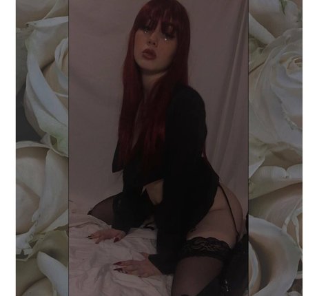 divinityvaeh art star gallery