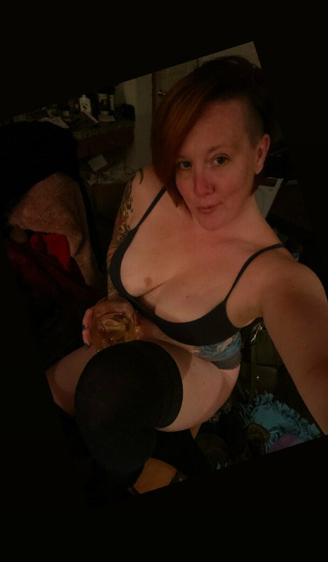 taylorann69 model erotic gallery