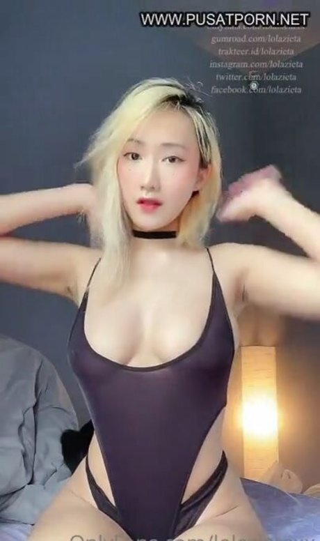 Lolazietaxx pornstar adult pic