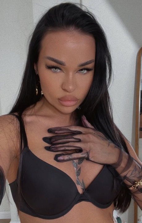 Ya Eva nice pornstar gallery