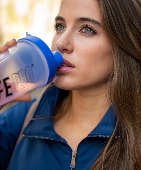 Mireia Figueras star nice photos