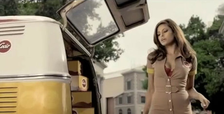 Eva Mendes hot actress photo