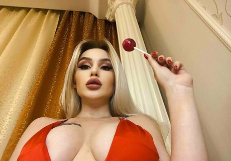 redhead xxx onlyfans pretty photo