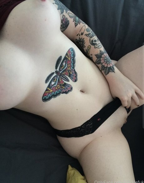 Swaggittarius nude actress galleries