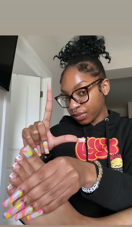 Ms Hazel Marie nice pornstar pictures