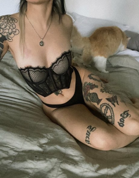 Metroapero actress image