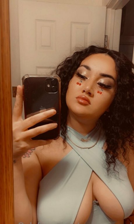 discontinued4now model nudes photo